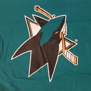 NWOT SJ Sharks tee